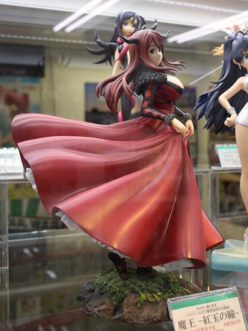 ��ħ�������ߡ�Ů�����ְ���