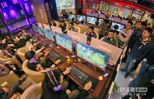 ���жԿ�����̨�����ֳ�ͼ