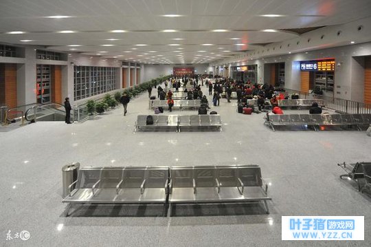 火车站外招揽住宿的人可信吗?