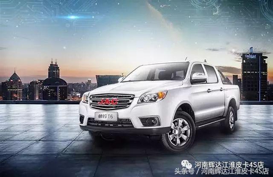 空间大,动力还很强,它绝对是皮卡车中的王