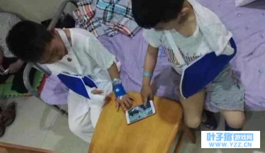 《王者荣耀》恐“晚节不保”,吃鸡手游或有