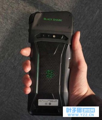 吃鸡手游操作不方便?不存在的 雷军这款手