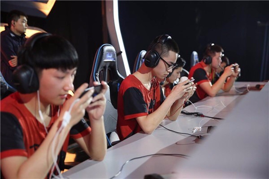 Ϭ�����־�׼�ľѻ�����Ϊ�����ǰ�����ݻ�