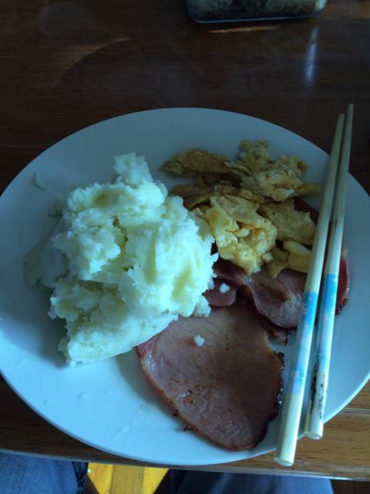 ڰĴ